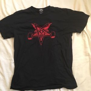 Pentagram tee